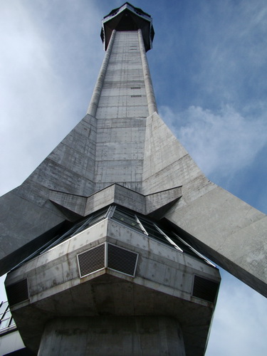 Avala, mart
              2011